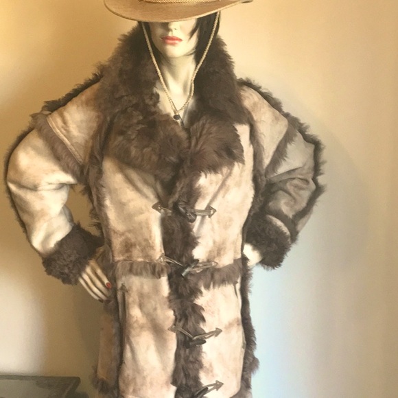 SHEARLING FULL LENGTH STUNNING COAT WITH 2 LEATHER DEEP POCKETS - Picture 3 of 16